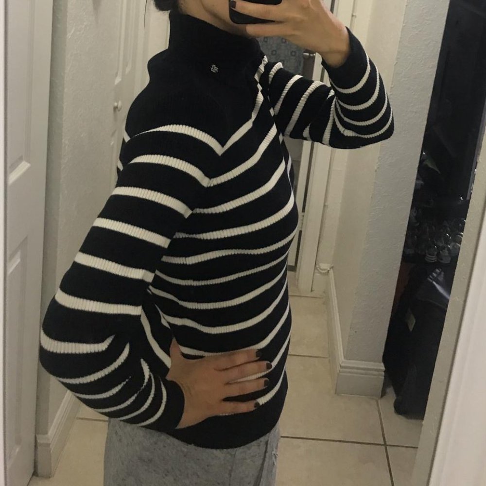 Ralph Lauren Striped Turtleneck size S/M - Picture 4 of 4